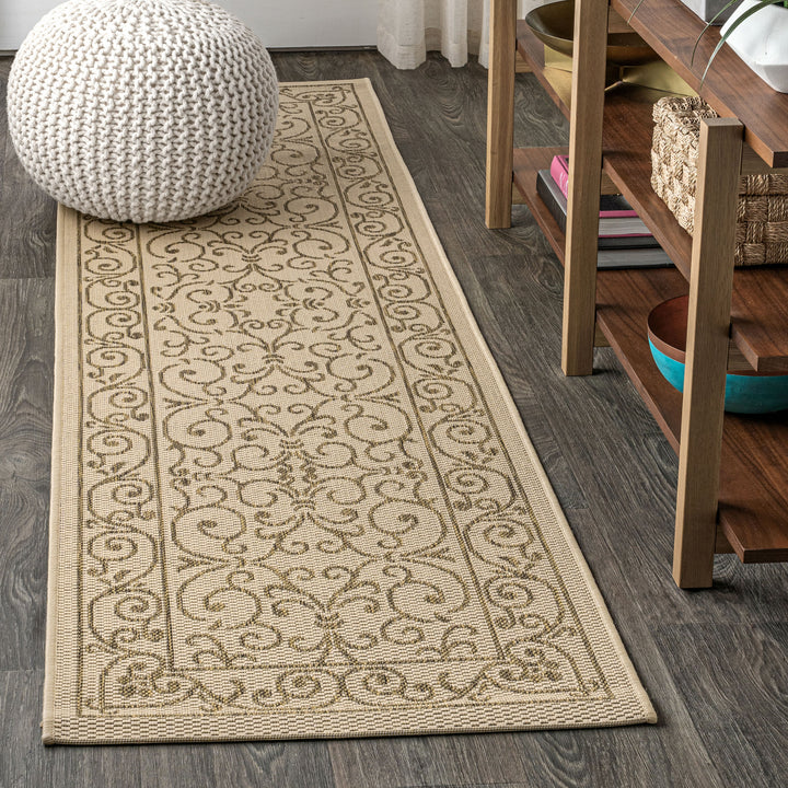 Textured Weave Indoor/Outdoor Area Rug